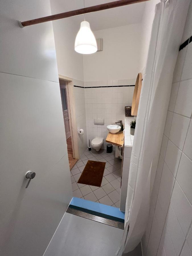 Gemuetliche 2-Zimmer-Wohnung Zentral Friedrichshain Berlin Exterior foto