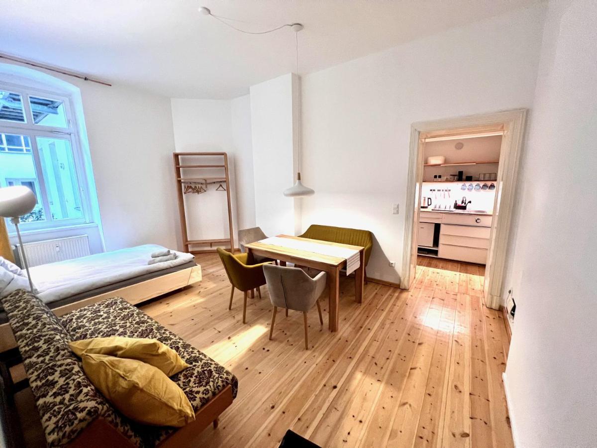 Gemuetliche 2-Zimmer-Wohnung Zentral Friedrichshain Berlin Exterior foto